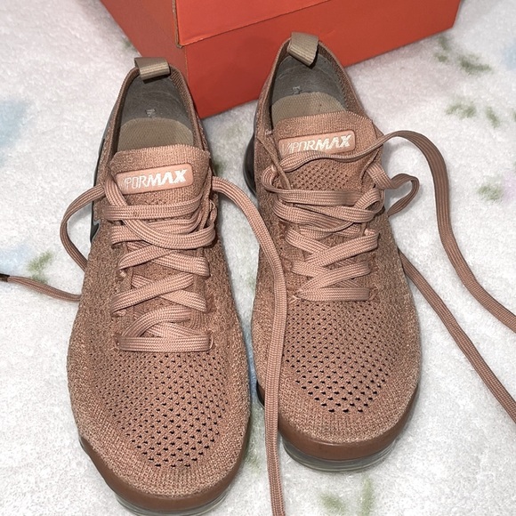 Air Vapormax Flyknit 2 - Picture 3 of 9